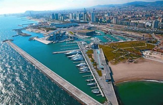 Forum Beach Sant Adria de Besos Exterior photo